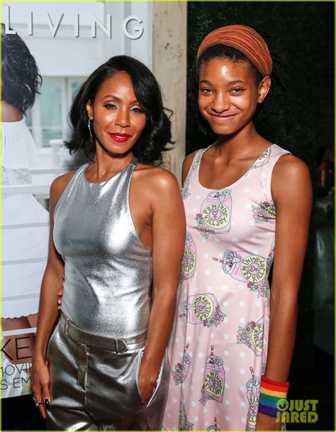 Jada Pinkett Smith & Daughter Willow Reveal the。